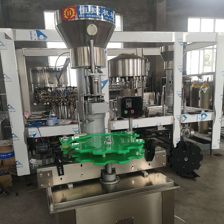 厂家生产供应液体灌装机  液体灌装机