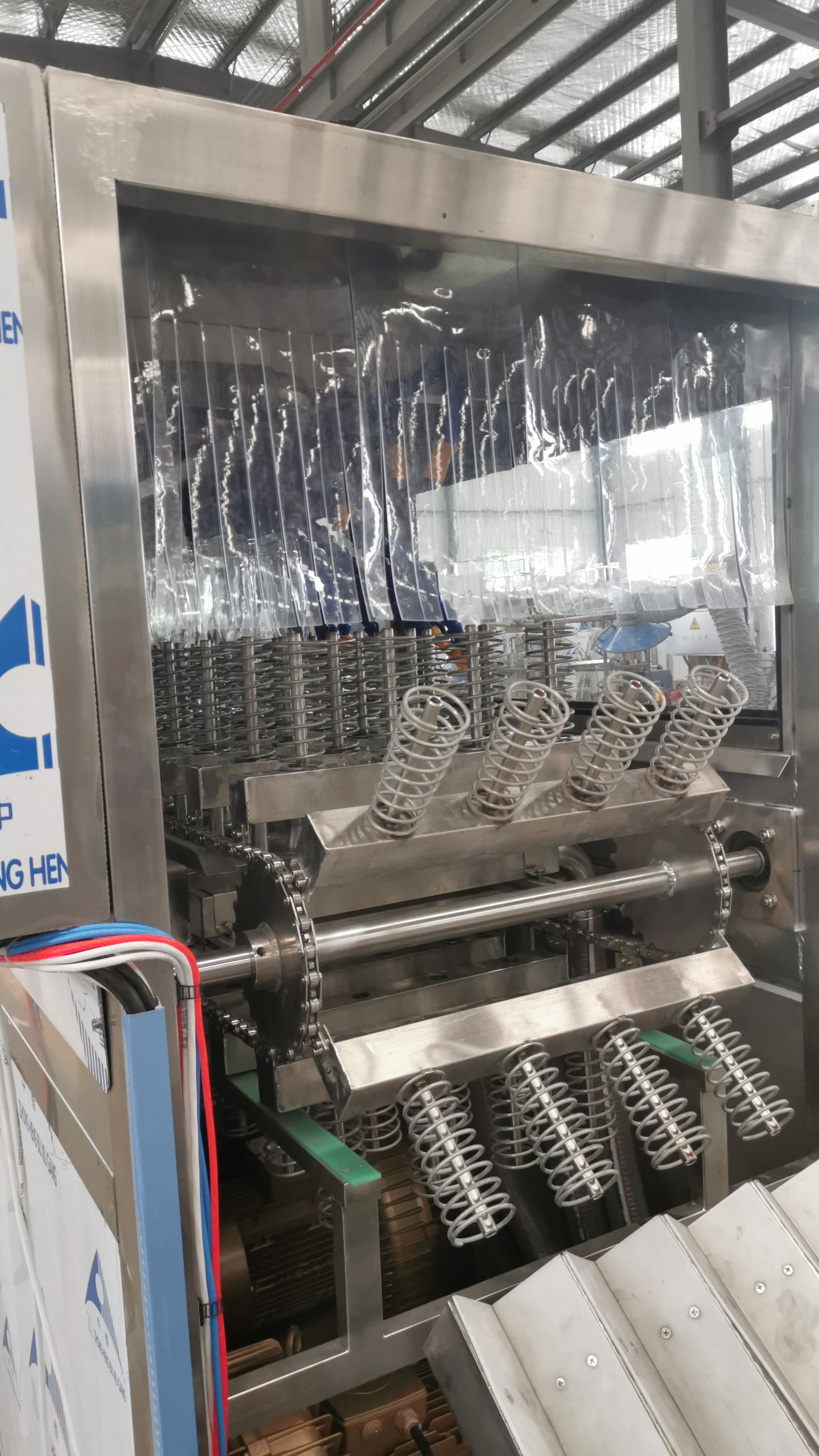 鲁泰CKH-4型玻璃瓶塑料瓶内外冲洗烘干灭菌一体机厂家直销 多功能瓶类清洁灭菌设备