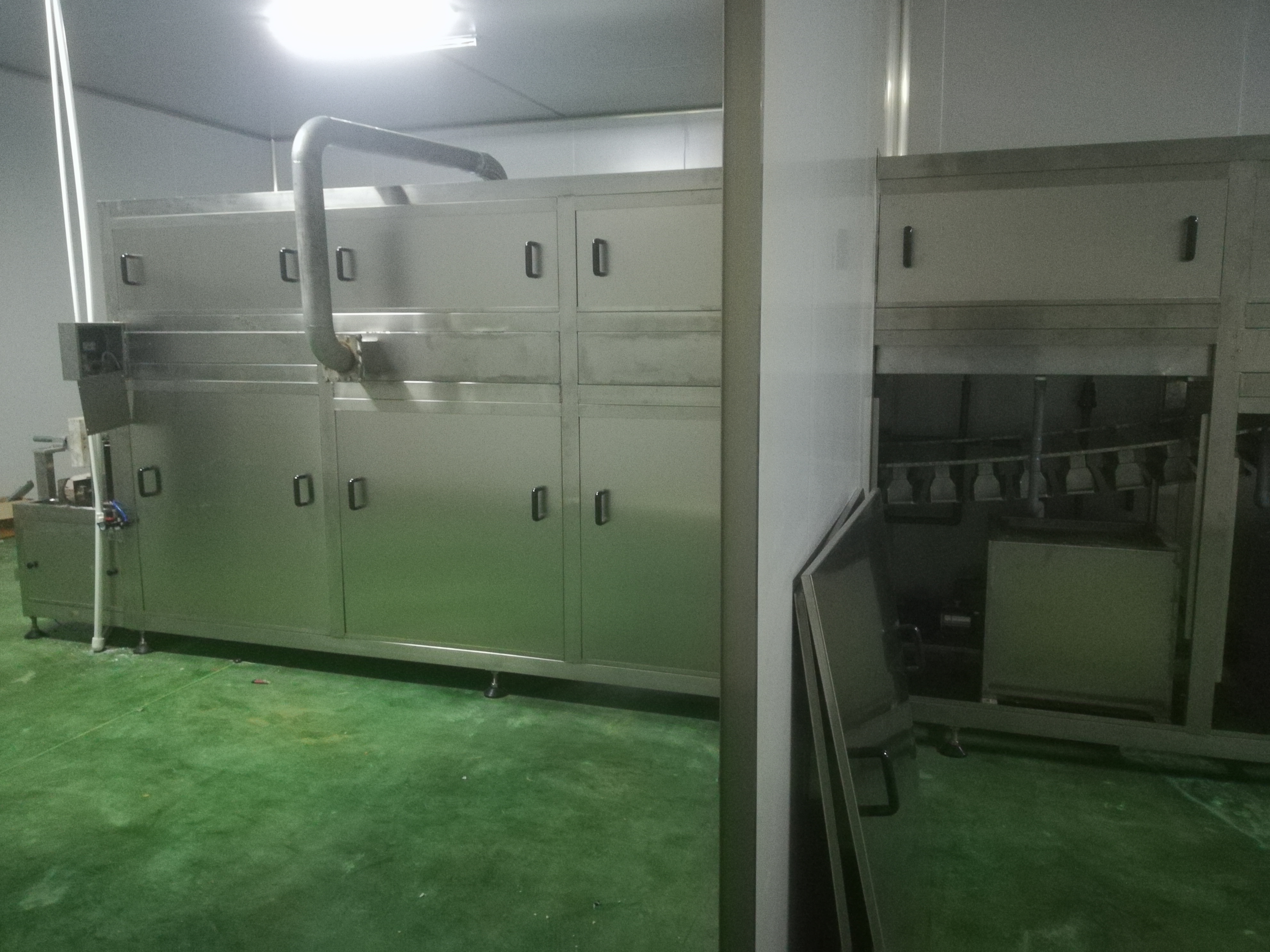 鲁泰牌CKH系列玻璃瓶塑料多功能瓶内外冲洗烘干灭菌一体机 瓶清洗机 饮料、调味品工厂设备 生产厂家