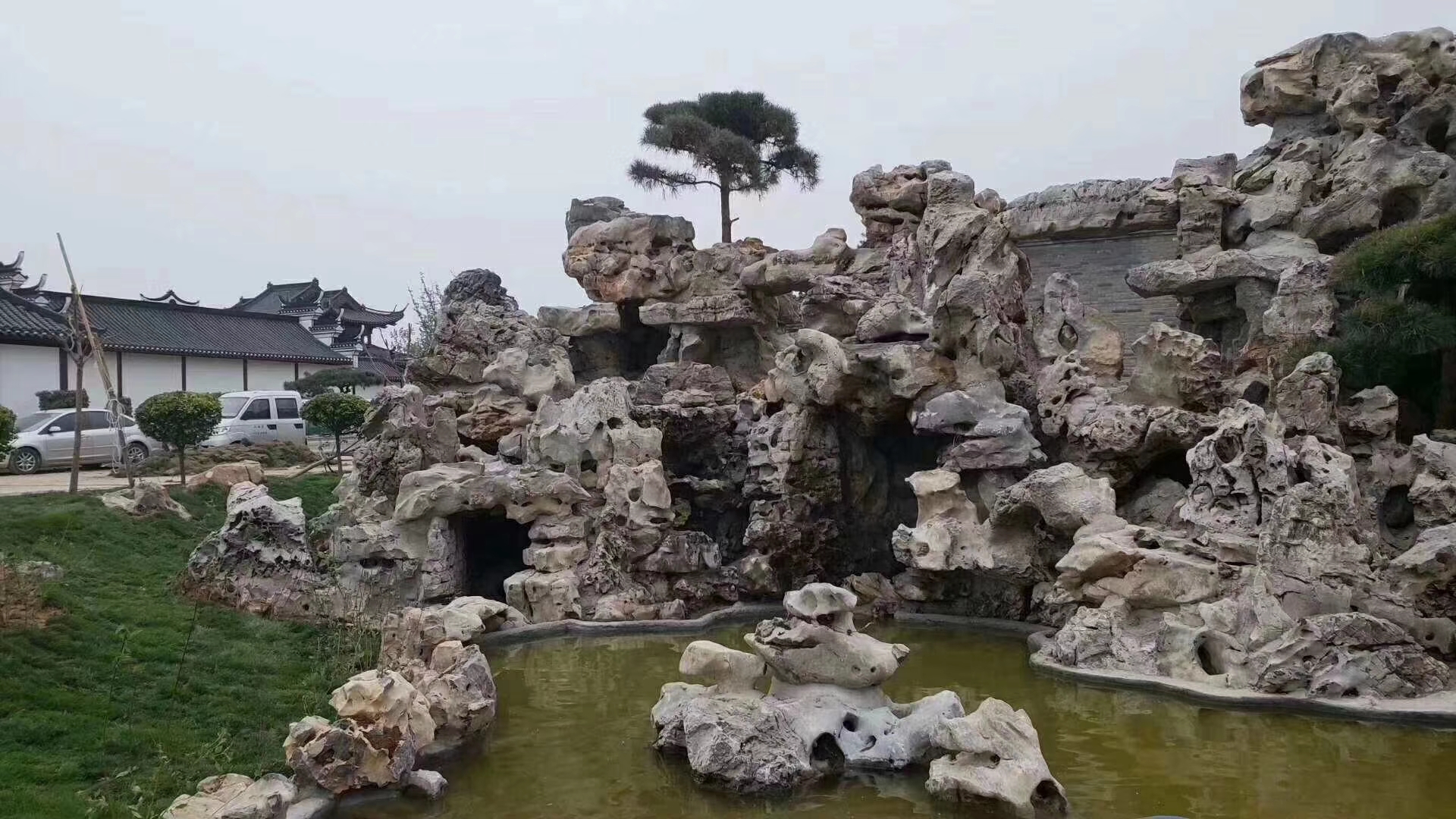 万吨太湖石千层石龟纹石产地批发 太湖石假山  园林石景观石 刻字石水冲石批发
