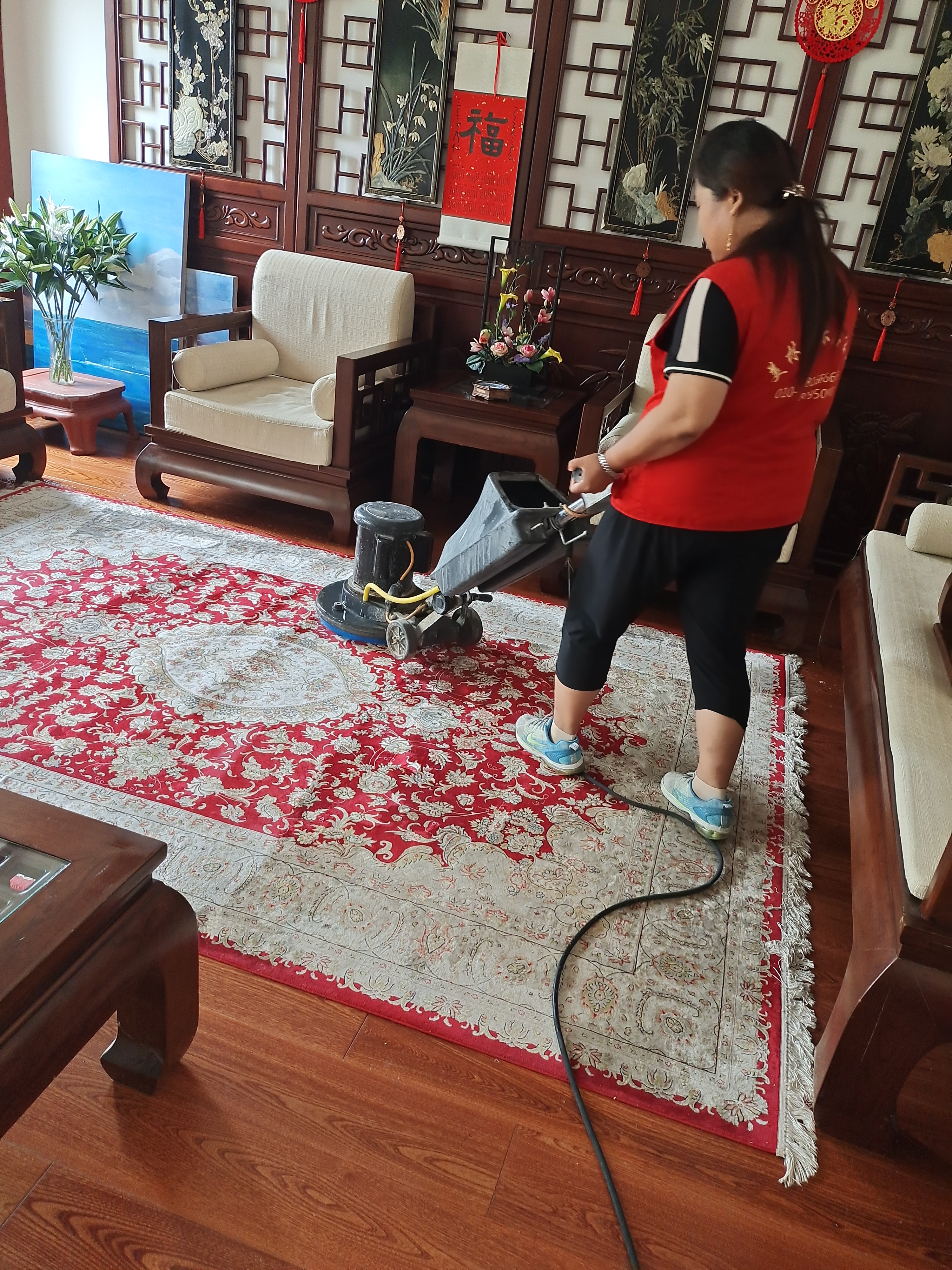 北京美林泉 地毯清洗 玻璃清洗 沙发清洗 保洁价格实惠