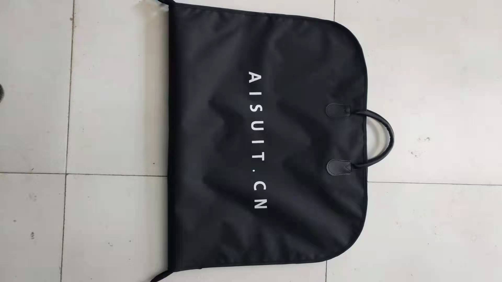 西服收纳罩生产厂家