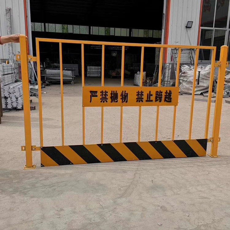 基坑护栏 东昇锌钢焊接基坑护栏 工地泥浆池临边安全防护基坑护栏