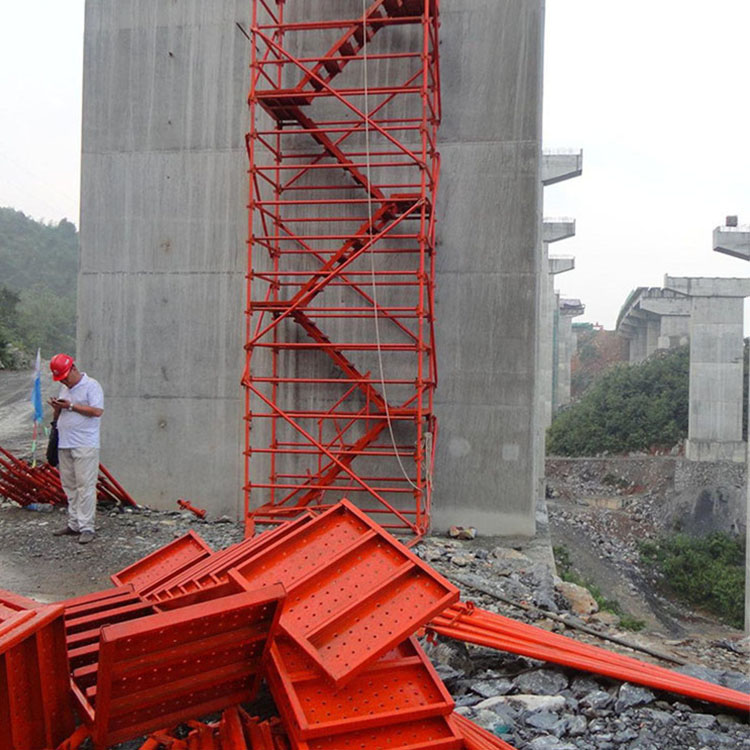 利科建筑器材 基坑建筑网型爬梯 75型安全爬梯 挂网式安全爬梯