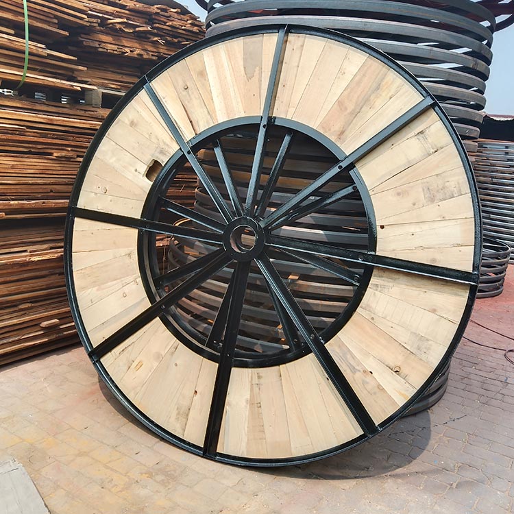鸿禹线缆加工 铁木缠绕轴盘 电缆电线轴盘 线缆盘具加工
