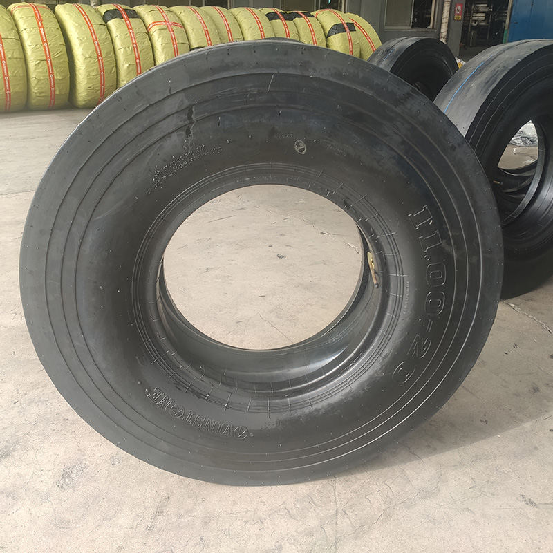 工程机械轮胎 圣奥 13/80-20胶轮轮胎 11.00-20光面轮胎