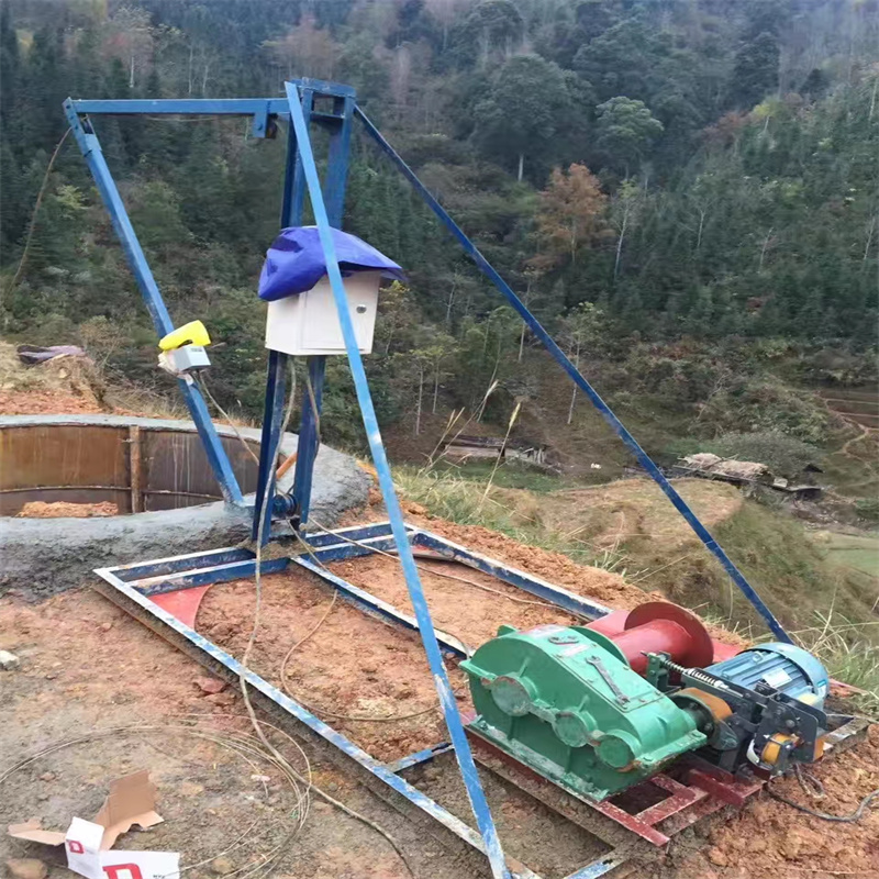 桥梁工程人工挖桩吊机 3000W纯铜电机挖桩吊土机 当天发货