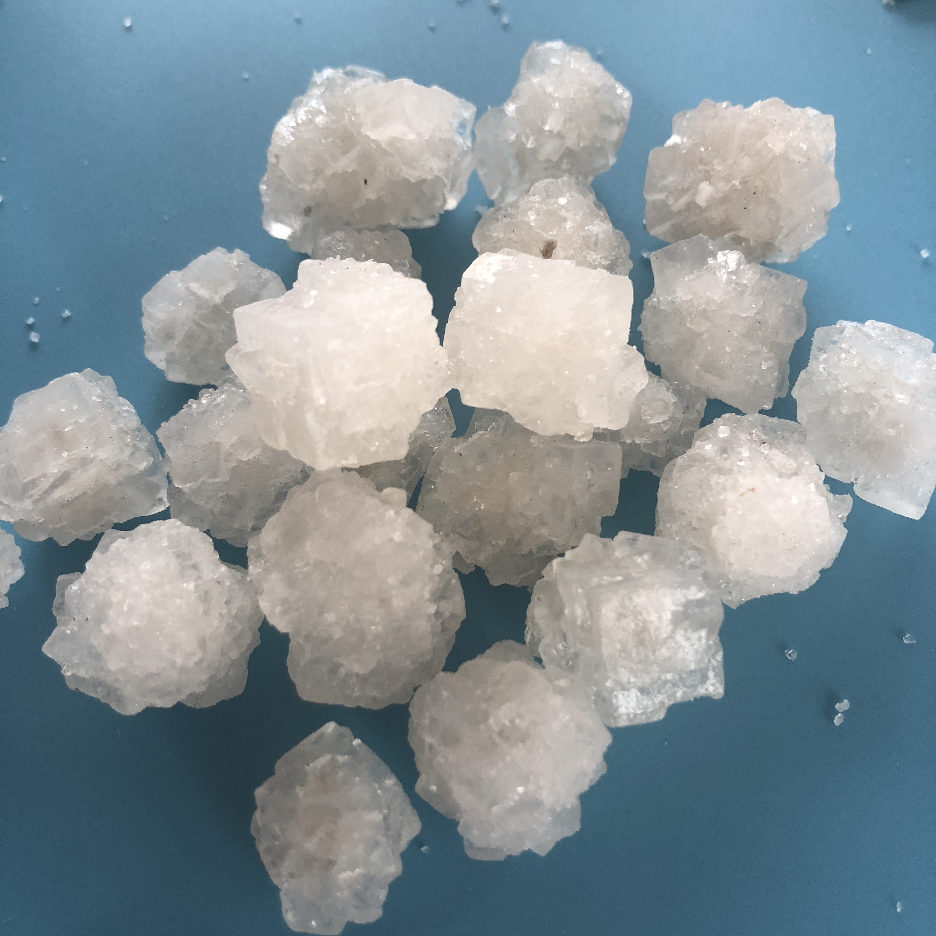 批发供应工业盐大颗粒盐 94.5含量大颗粒日晒盐 热敷用大颗粒盐