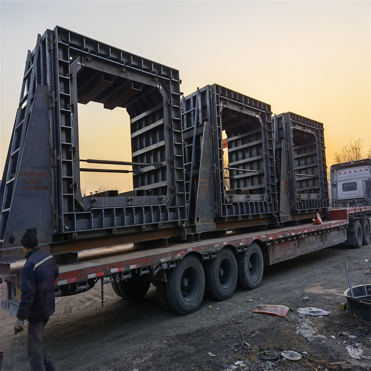 临沧预制方涵模具 综合管廊模具 预制综合管廊模具 致宏 混凝土方涵模具 报价单