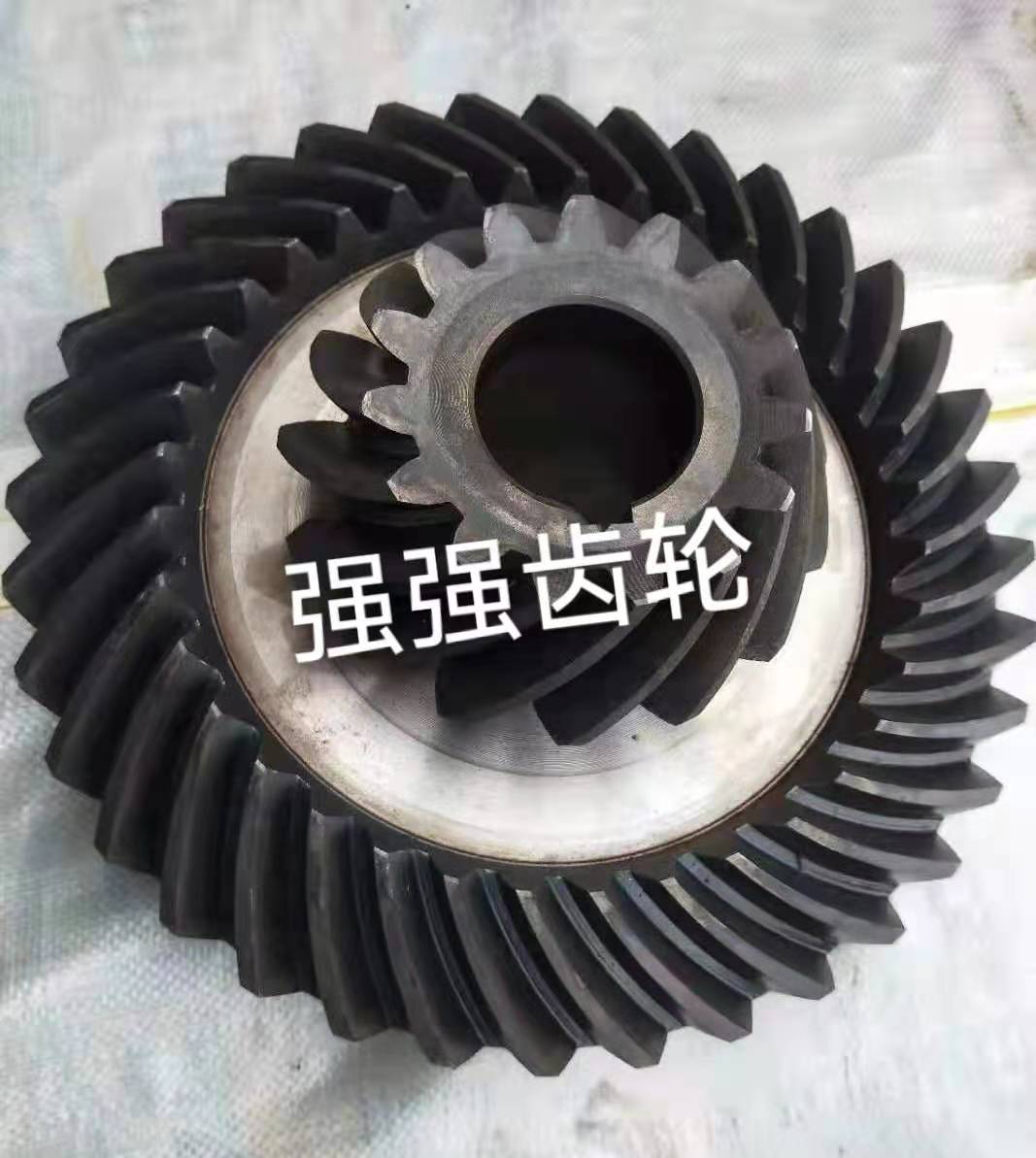 按图加工铸钢齿轮传动齿轮非标链轮齿链轮同步带轮联轴器欢迎来电订购