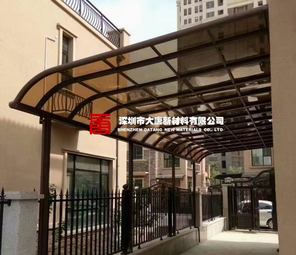 深圳茶色耐力板遮阳棚板材厂家