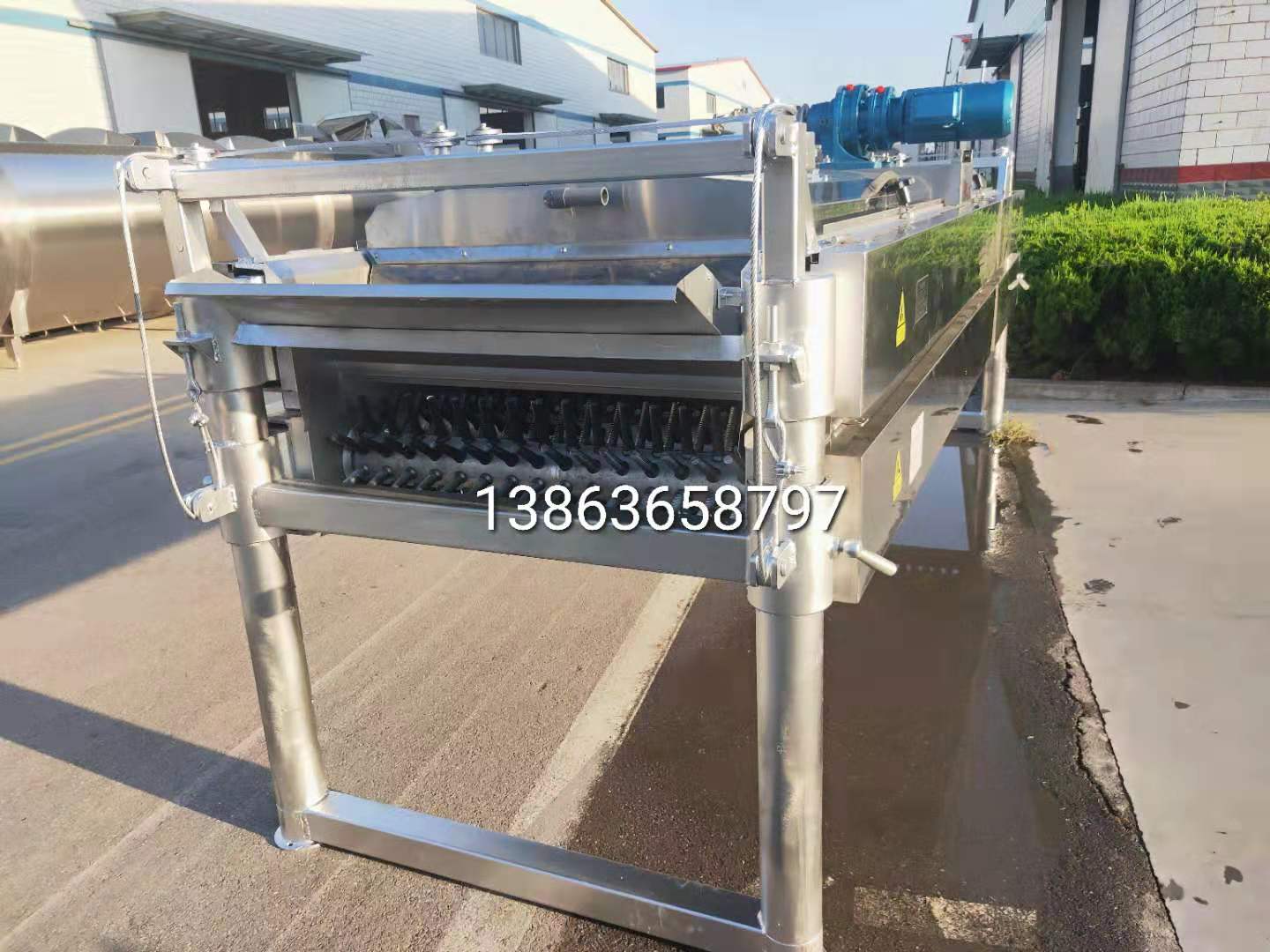 山东宝星牌 乌鸡脱毛机 白条鸡脱毛机价格 卧式蛋鸡脱毛机 