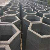 六边形高铁护坡砖 使用寿命长 金路通建材水工护坡砖行情