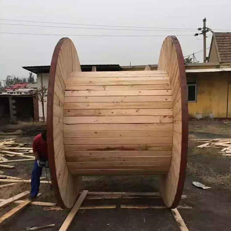 热轧电缆轴盘生产商 销售多尺寸卷线轴 加工瓦楞电缆盘