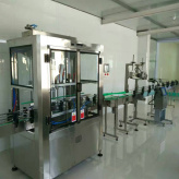 凯瑞生产玻璃水直线灌装机 玻璃水直线灌装机供应商 欢迎来电