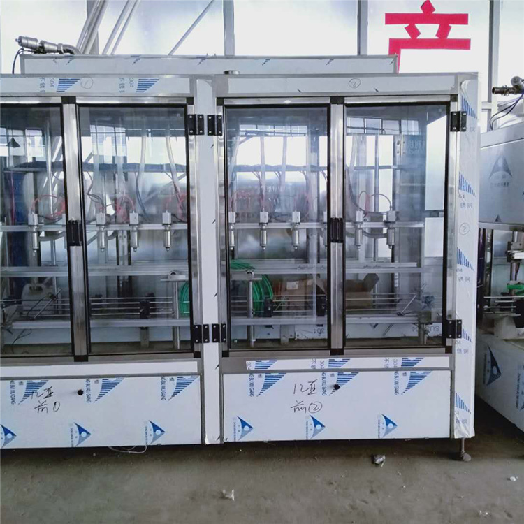  车用尿素灌装机 防冻液灌装机  水剂叶面肥灌装机