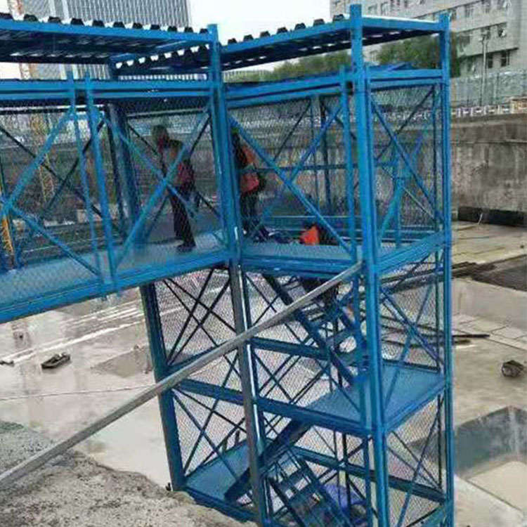 利科供应 工程箱式梯笼 厢式安全梯笼 桥梁工地施工安全梯笼 欢迎订购