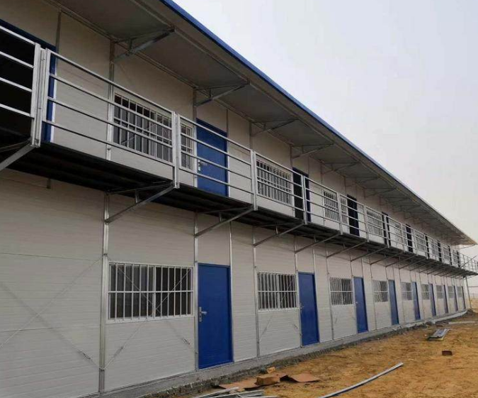 洛阳房顶搭建彩钢瓦 洛阳住人活动房厂家 质量可靠