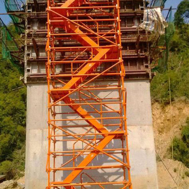 利科建筑器材 施工安全爬梯 之字形安全爬梯 井口安全爬梯 大量现货供应