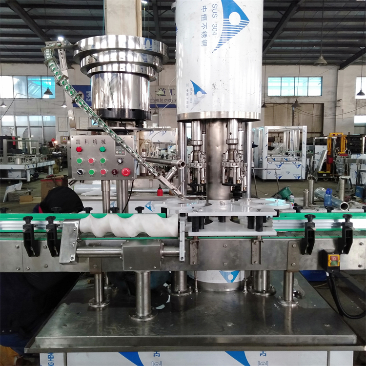 山东包装机械 玻璃瓶封盖机 省时省力 旋盖机厂家