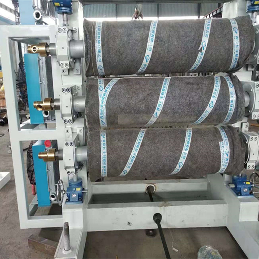 帽檐帽盖生产线设备  塑料片材设备 帽子盖成型机