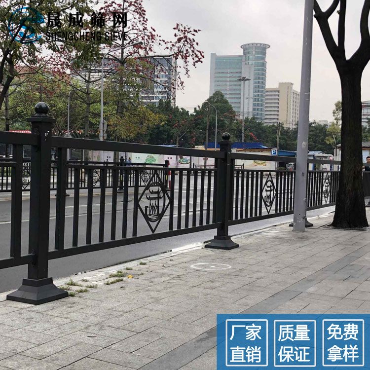 珠海京式护栏多少钱一米 佛山马路公路市政甲型护栏 安全防撞隔离栏