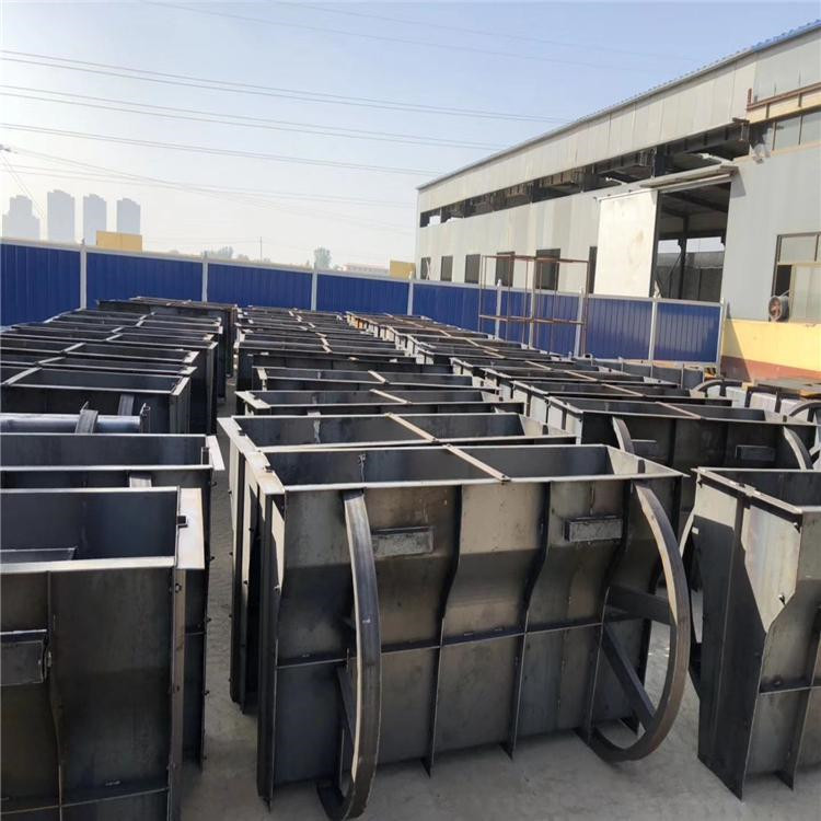  隔离墩模具  隔离墩钢模具 水泥隔离墩模具 精密焊接致宏模具