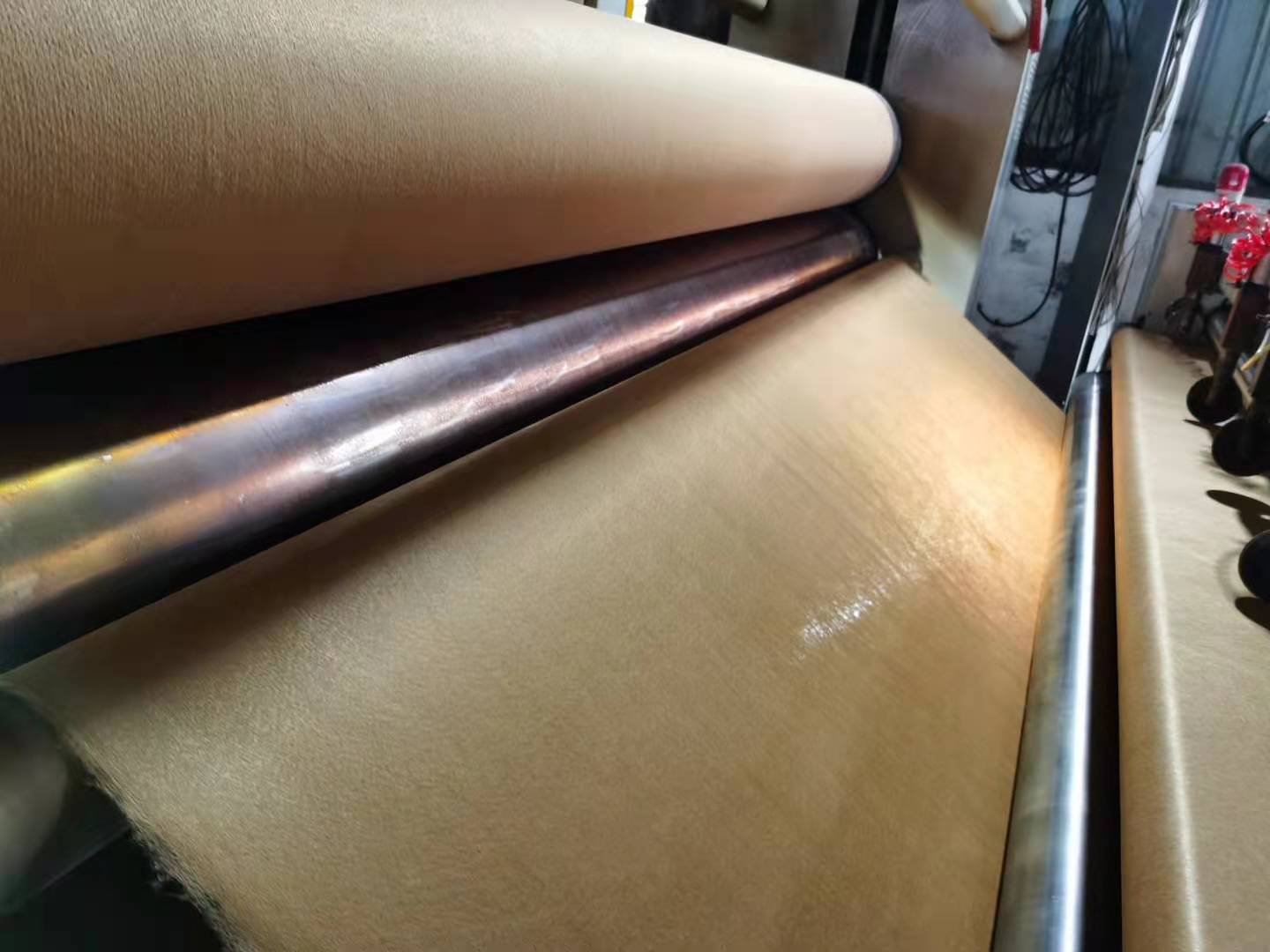 无纺布厂家定制驼色针刺无纺布加工家居涤纶无纺布 针刺无纺布批发彩色不织布