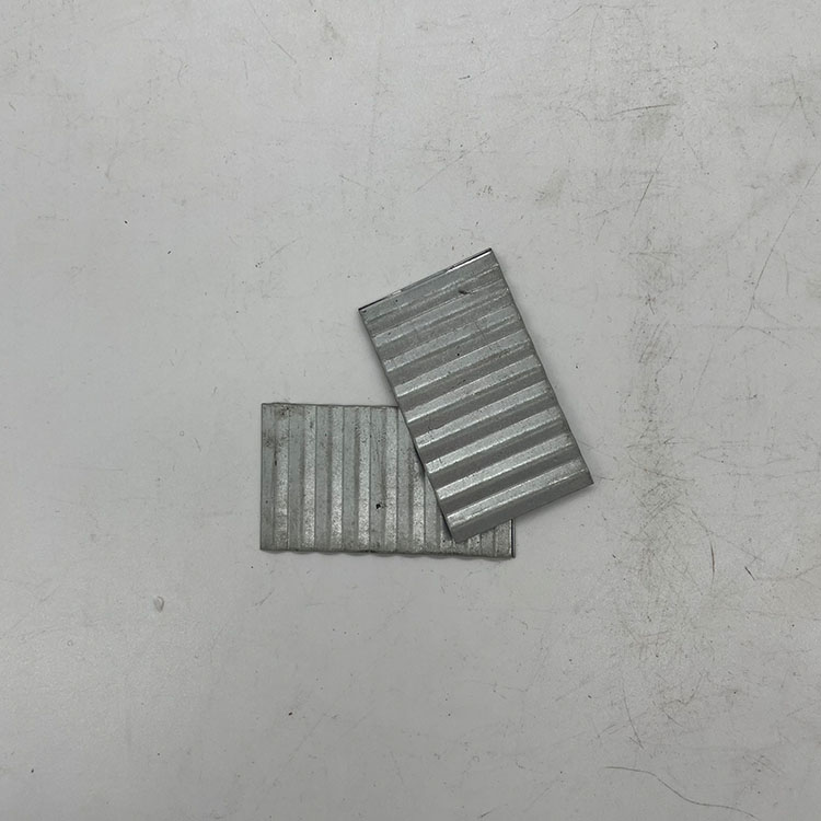 轻质隔墙板配件波纹片 轻质隔墙板配件S滑板 隔墙板五金配件 厂家定制