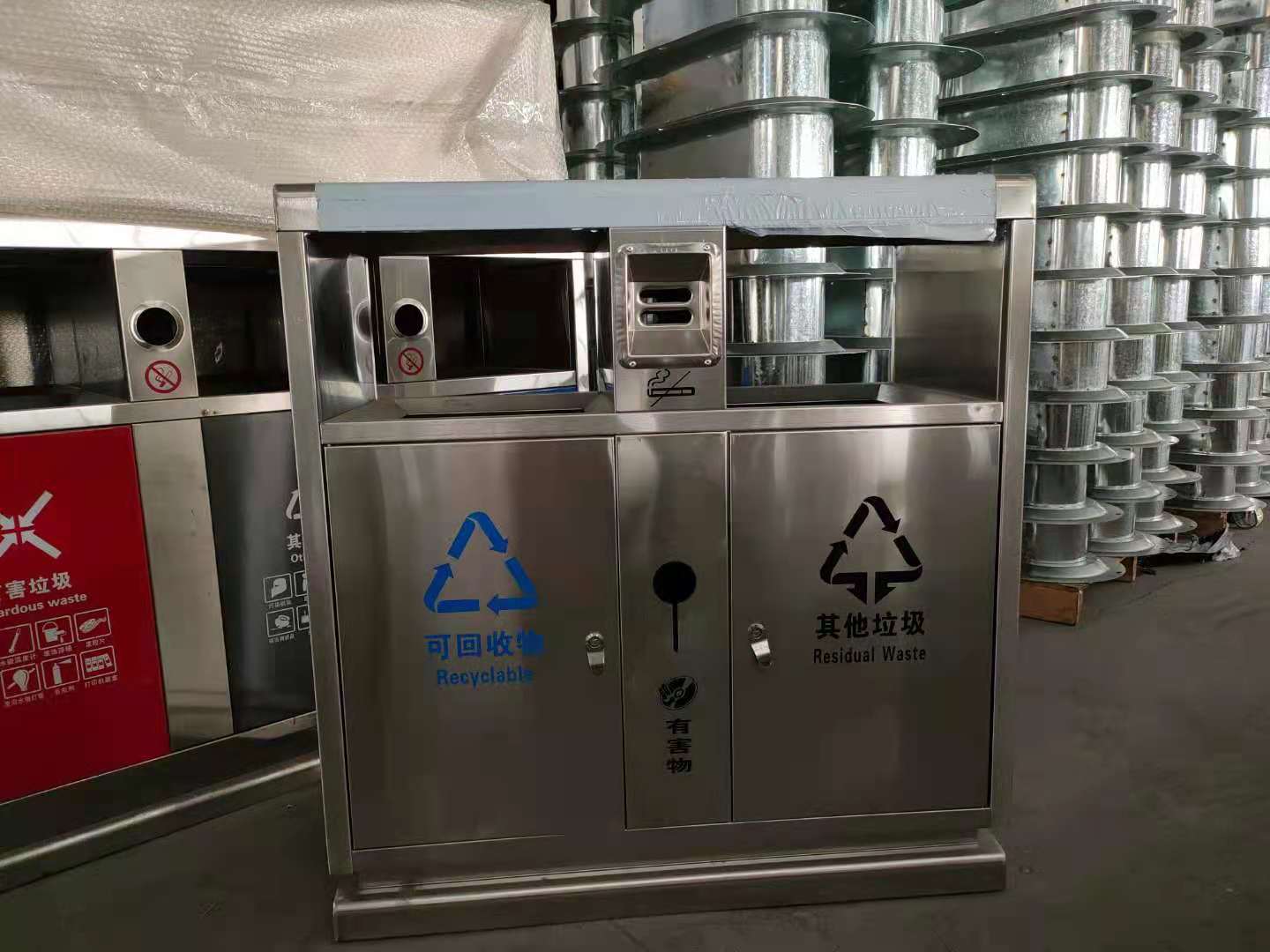 河北省批发 不锈钢户外垃圾桶 深圳厂家直发 价格优惠可以商谈