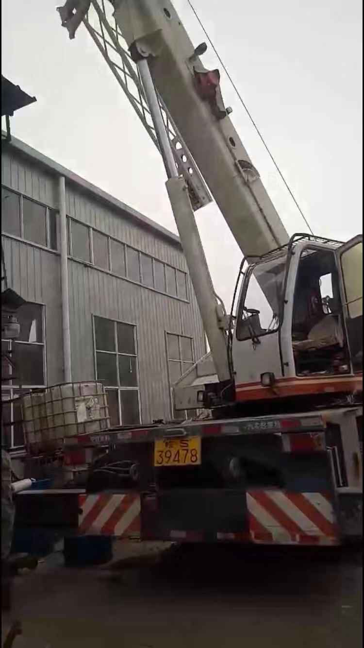 卫东区12-500吨吊车出租  卫东区吊装搬运设备  卫东区吊车租赁电话