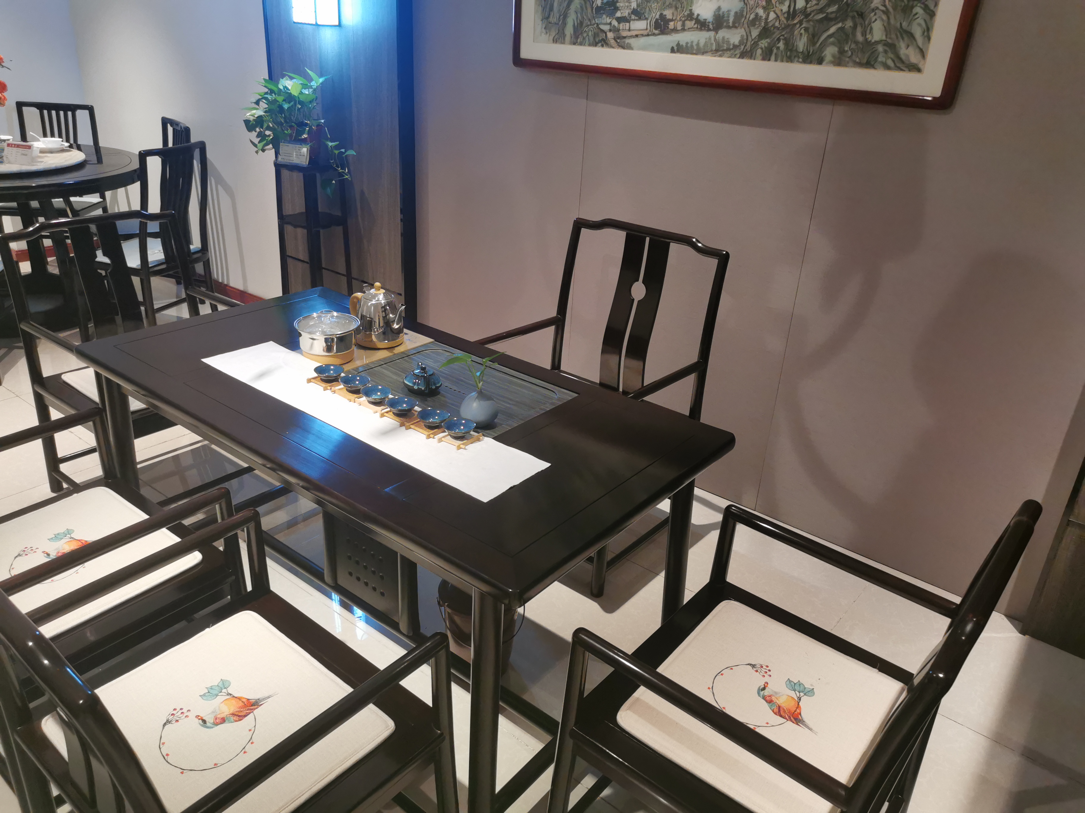 红木茶台 木灵生 安哥拉紫檀 元/套 生产 茶室