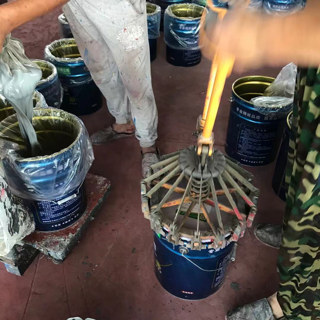 铁皮房盖房顶水泥地面漆 屋面彩钢翻新漆 彩钢瓦翻新漆  茂隆制造 颜色齐全