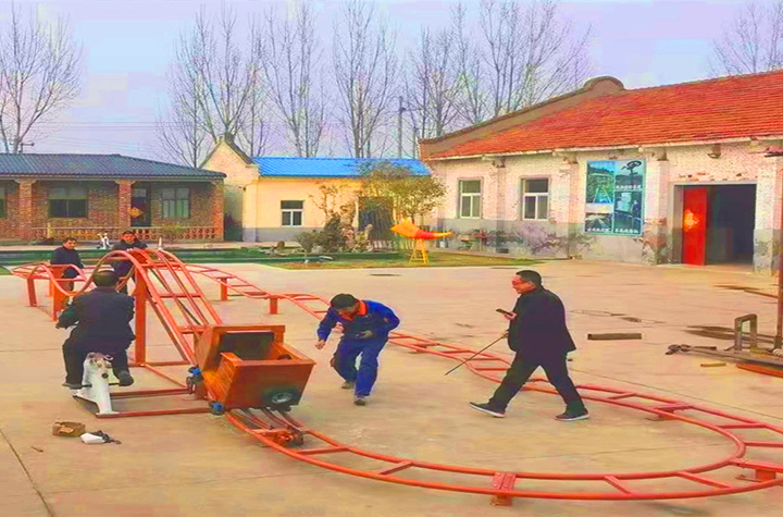 厂家定制网红坑爹过山车 无动力游乐设备迷你小火车 厂家直销 品质保证