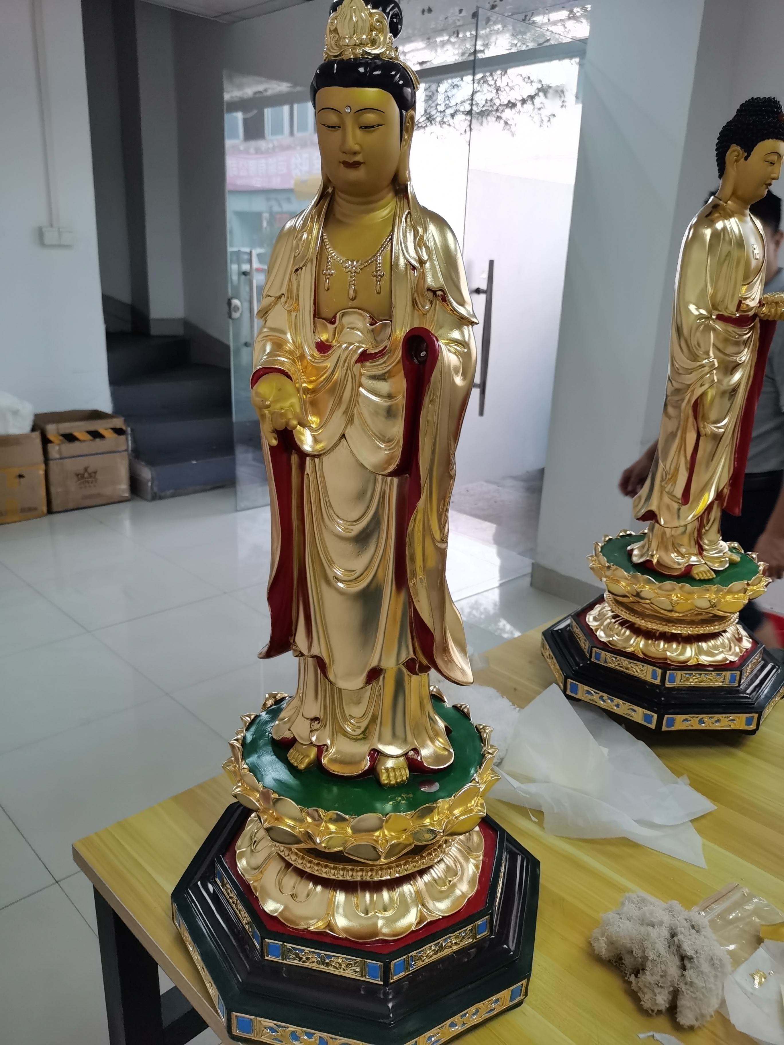 工艺品贴金箔 真金箔装饰工程业务 天花装饰贴金箔  金箔工程 