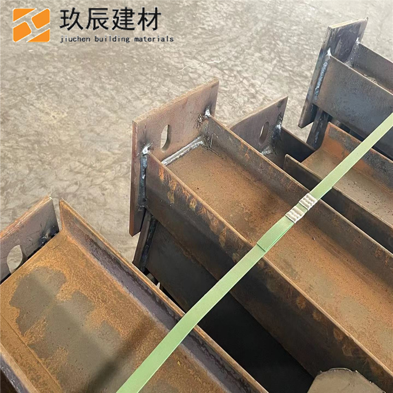 花篮悬挑工字钢  新型悬挑梁厂家  外架