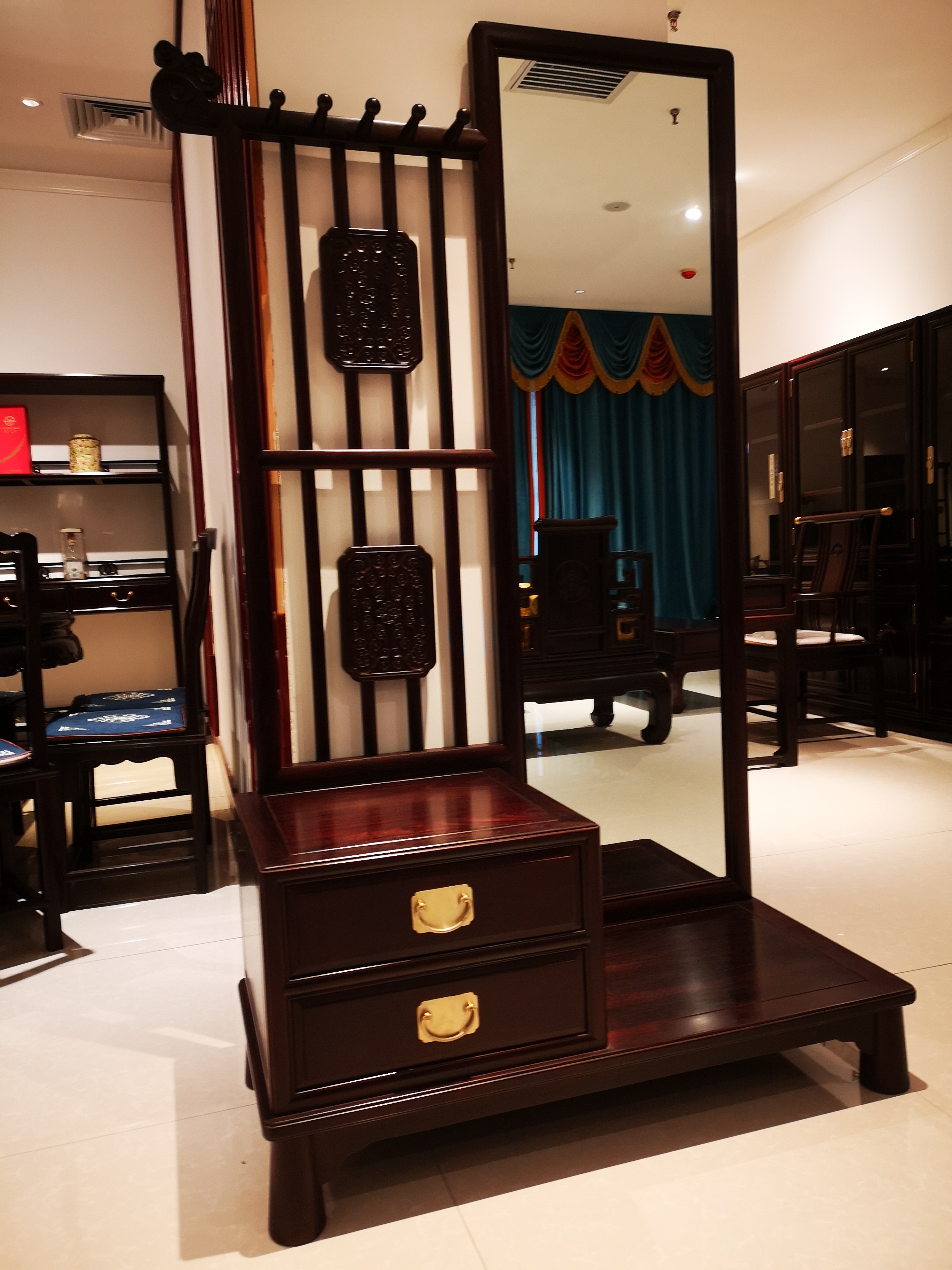 西安红木家具 木灵生 衣帽架 小叶紫檀（赞比亚）厂家 价格 批发