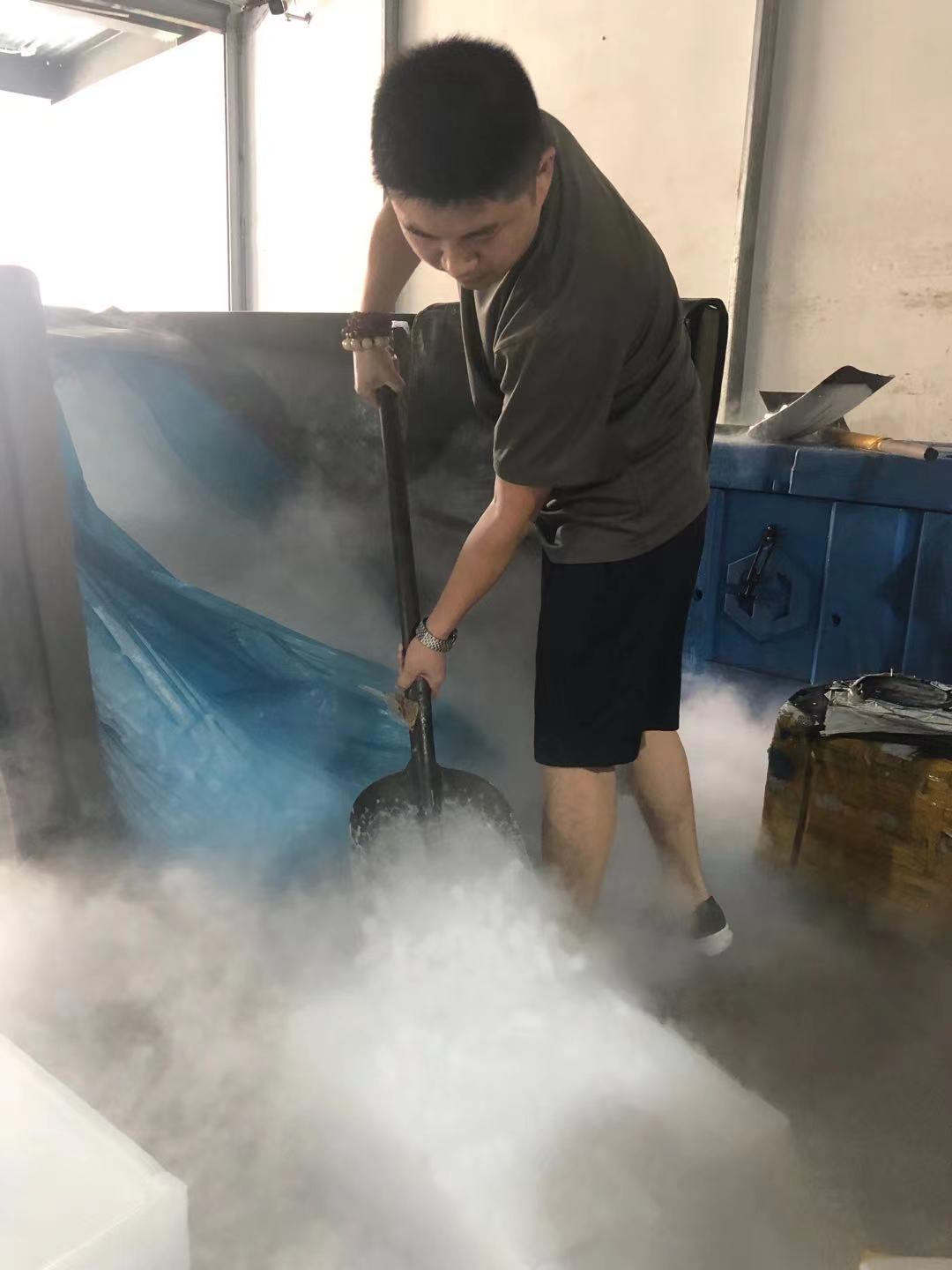 干冰配送电话【156O1832581】重庆大渡口区食用干冰,干冰清洗机,干冰桶
