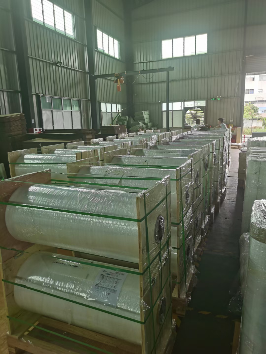 蓝色/透明/抗静电PET亚克力排废、拖底膜，大母卷、500米大量出货