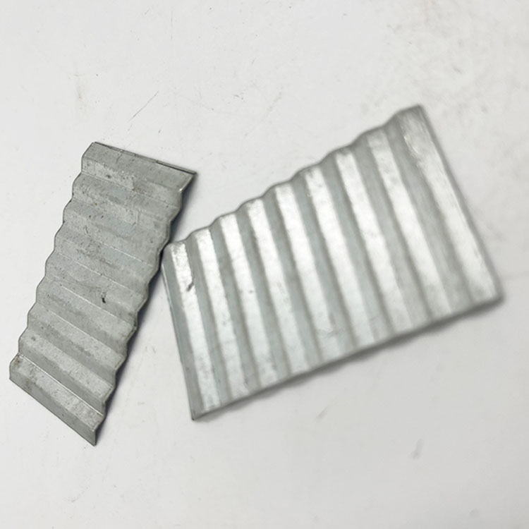 轻质隔墙板波纹片 ALC墙板配件镀锌钢卡 厂家生产 