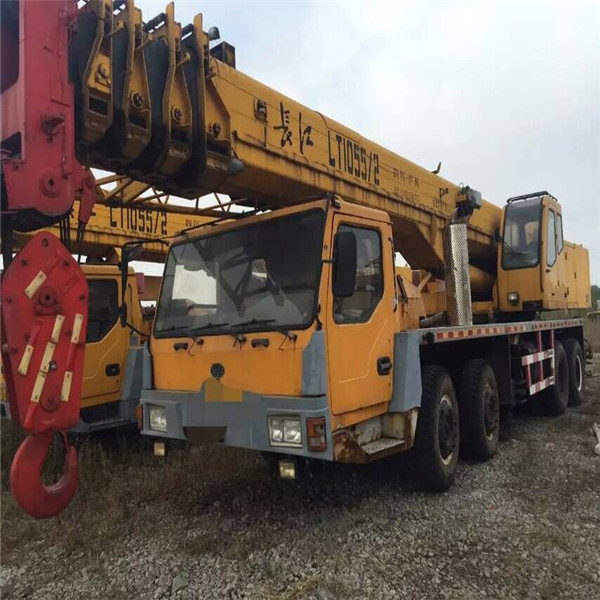 上虞区吊车租赁 8-200吨大型汽车吊出租 来电咨询报价