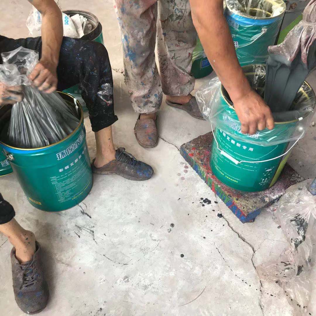 铁皮房盖房顶水泥地面漆 屋面彩钢翻新漆 彩钢瓦翻新漆 现货供应 量大优惠 颜色齐全