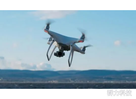 已面世两年 大疆精灵4 Pro V2.0为什么仍是受欢迎的无人机之一？