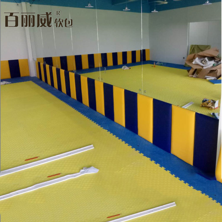 幼儿园墙裙软包 幼儿园<em>防</em>磕<em>防</em>碰软包 厂家直销