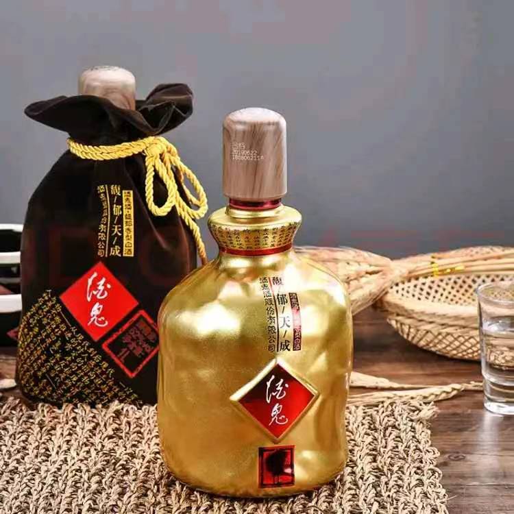 郑州批发 酒鬼酒 1.5L  三斤青坛大坛礼盒装国产高度白酒