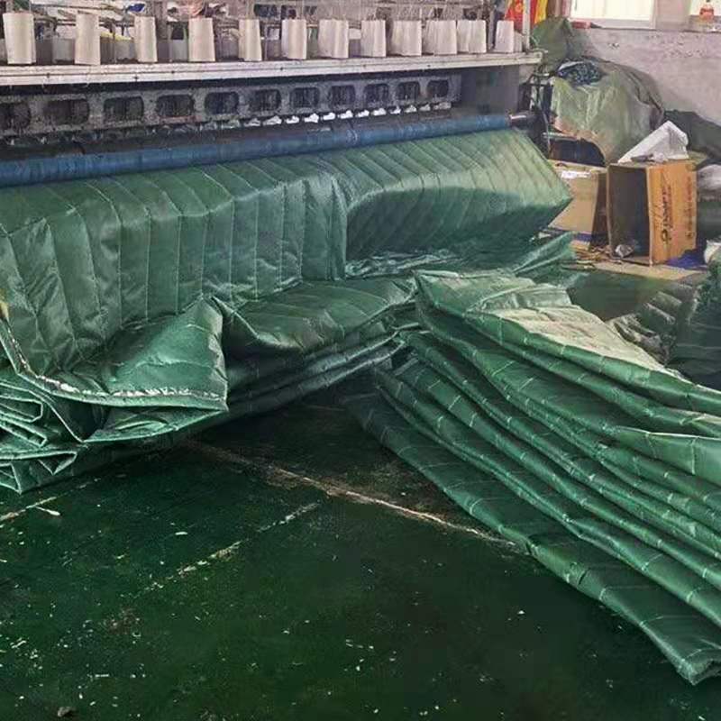 专业生产大棚保温被工程桥梁保温被蔬菜大棚保温被公路农用养护黑心棉棉被