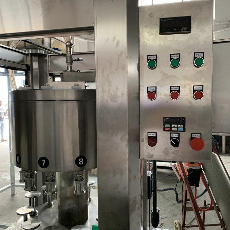 中鲁  全自动多头灌装机 矿泉水洗衣液酒精饮料液体自动灌装生产设备
