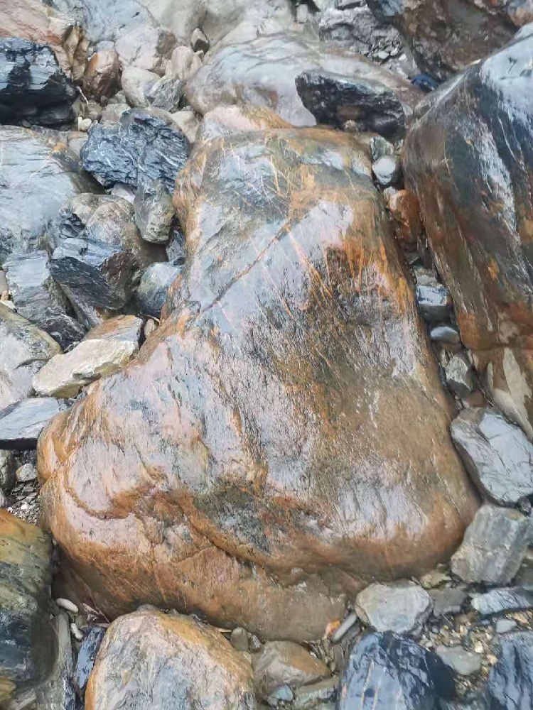 江西金刚石料批发 点金园林石业 河滩园林风景景观石头石材石料 金刚石景观石