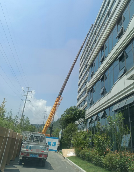 阳泉市8-400吨大型吊车租赁 钢结构吊装安装 欢迎来电咨询