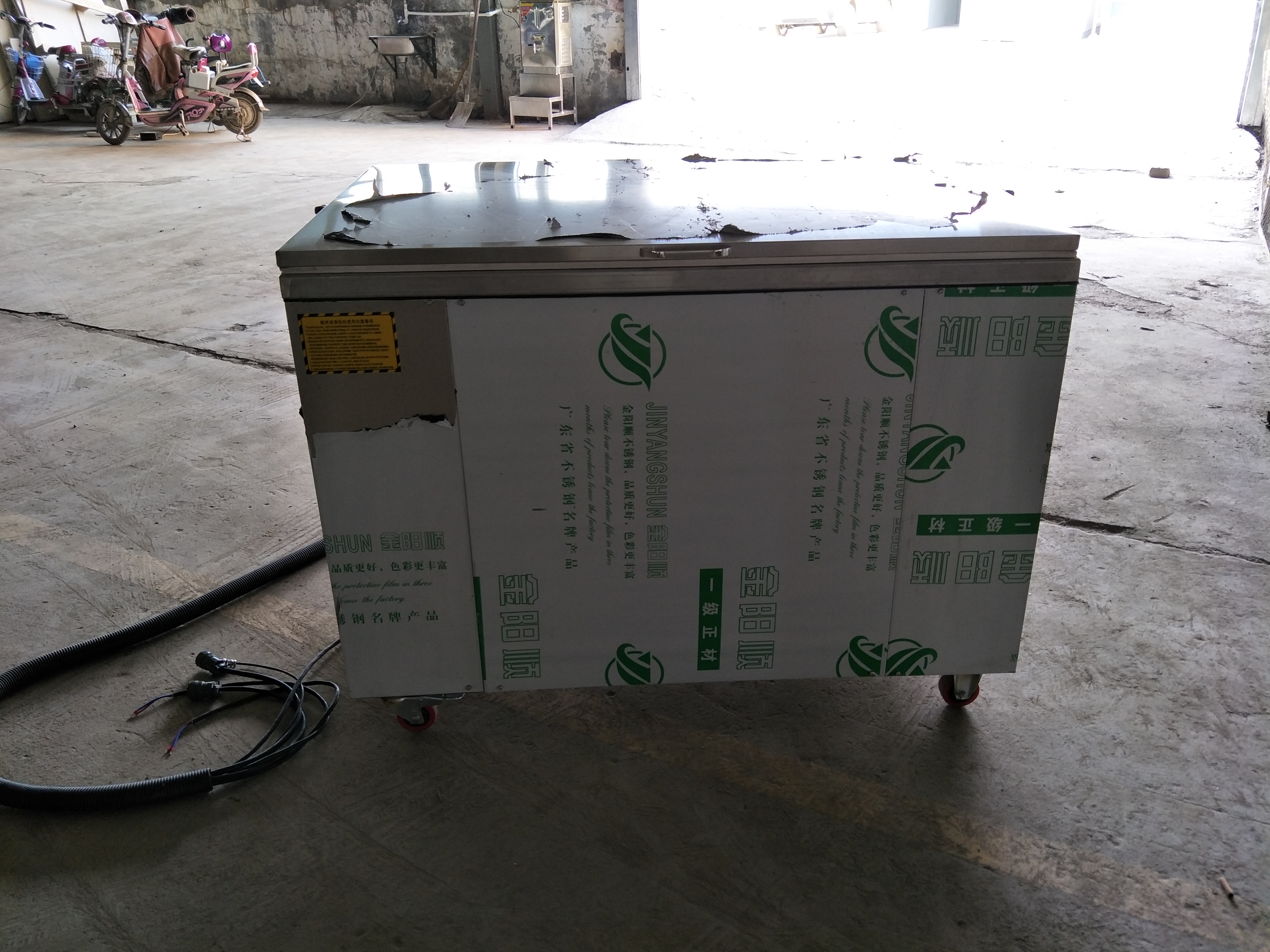 济南通海机械专业定制汽修、汽配超声波清洗机  工业专用台式单槽超声波清洗机